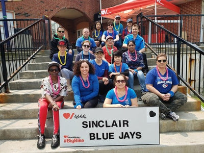 Article : Sinclair redonne à la communauté en participant à l'événement Big Bike de la Fondation des maladies du cœur et de l'AVC